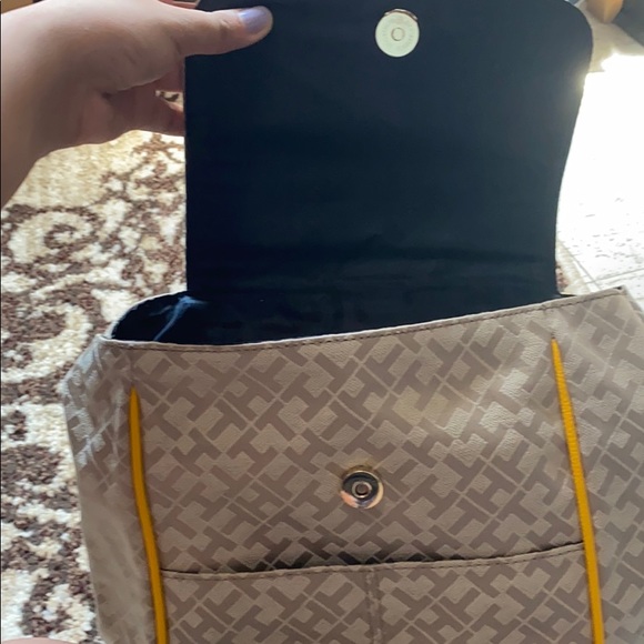 Tommy Hilfiger backpack - Picture 6 of 6